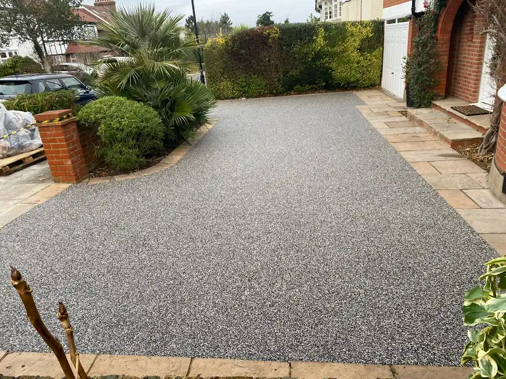5 Reasons Why Vuba MAC Resin is Stronger Than Traditional Driveways